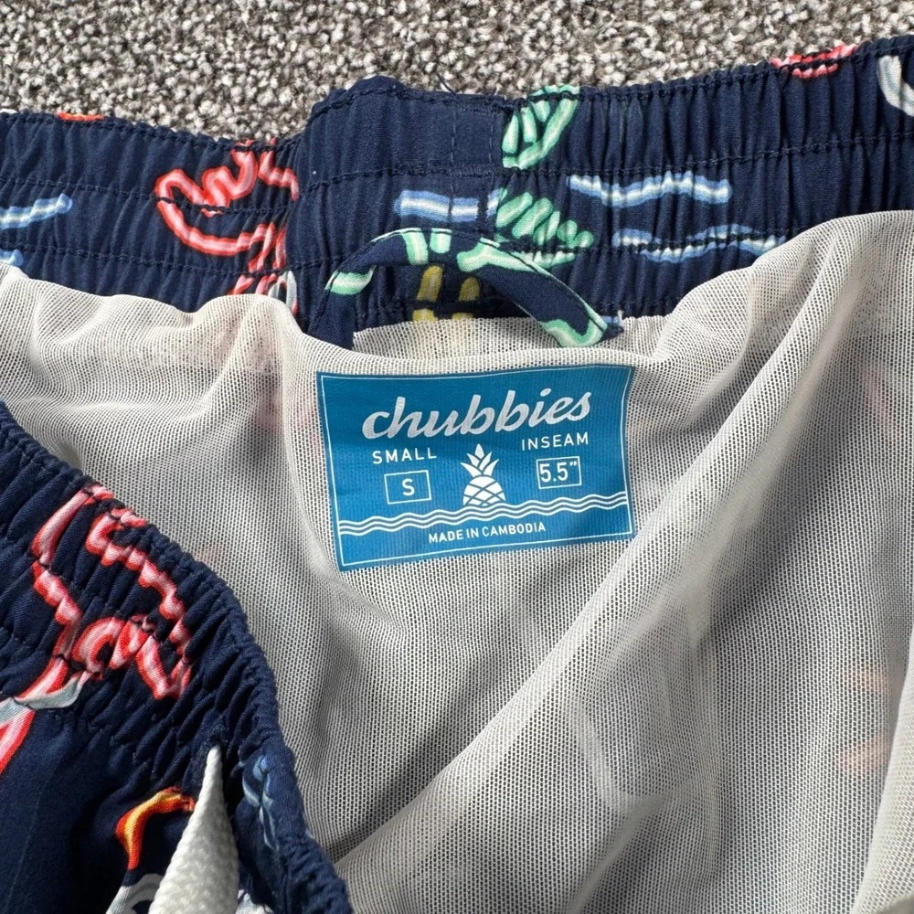 chubbies swim trunks