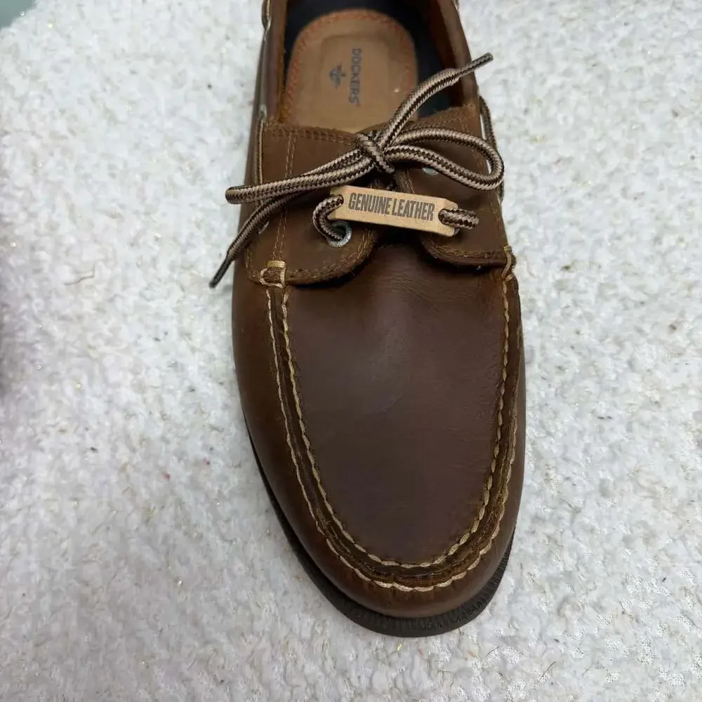 Dockers contrast laces