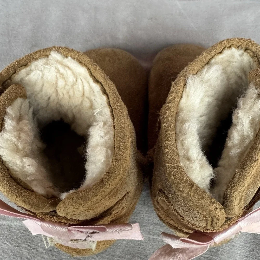 UGG jesse bow