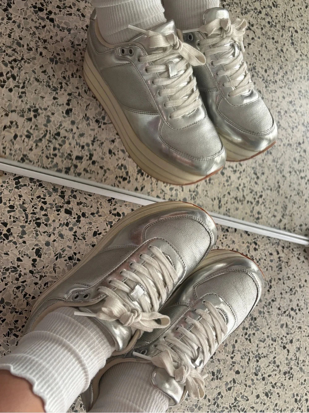 Zara cushioned metallic