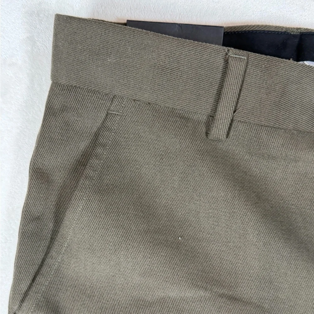 Banana Republic classic khaki