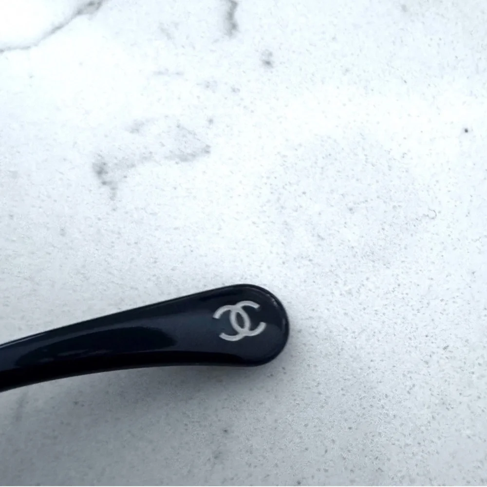 CHANEL lenses have