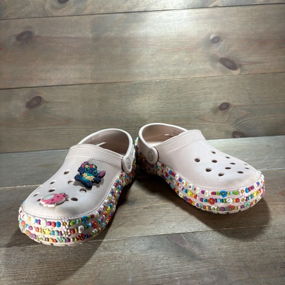 CROCS pre owned