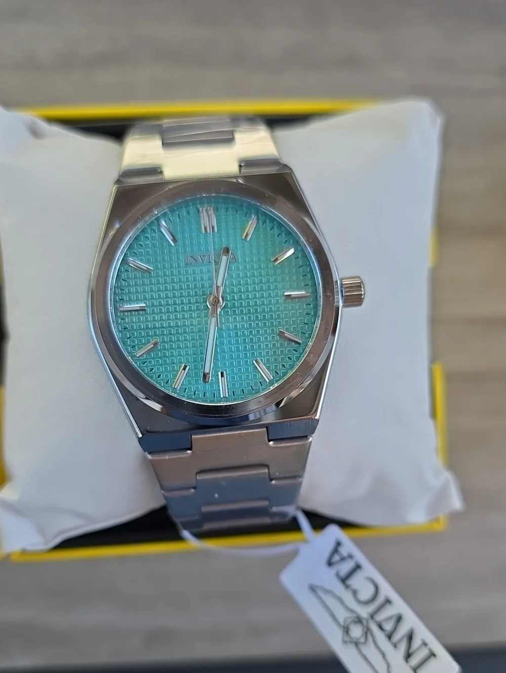 Invicta gold 69017