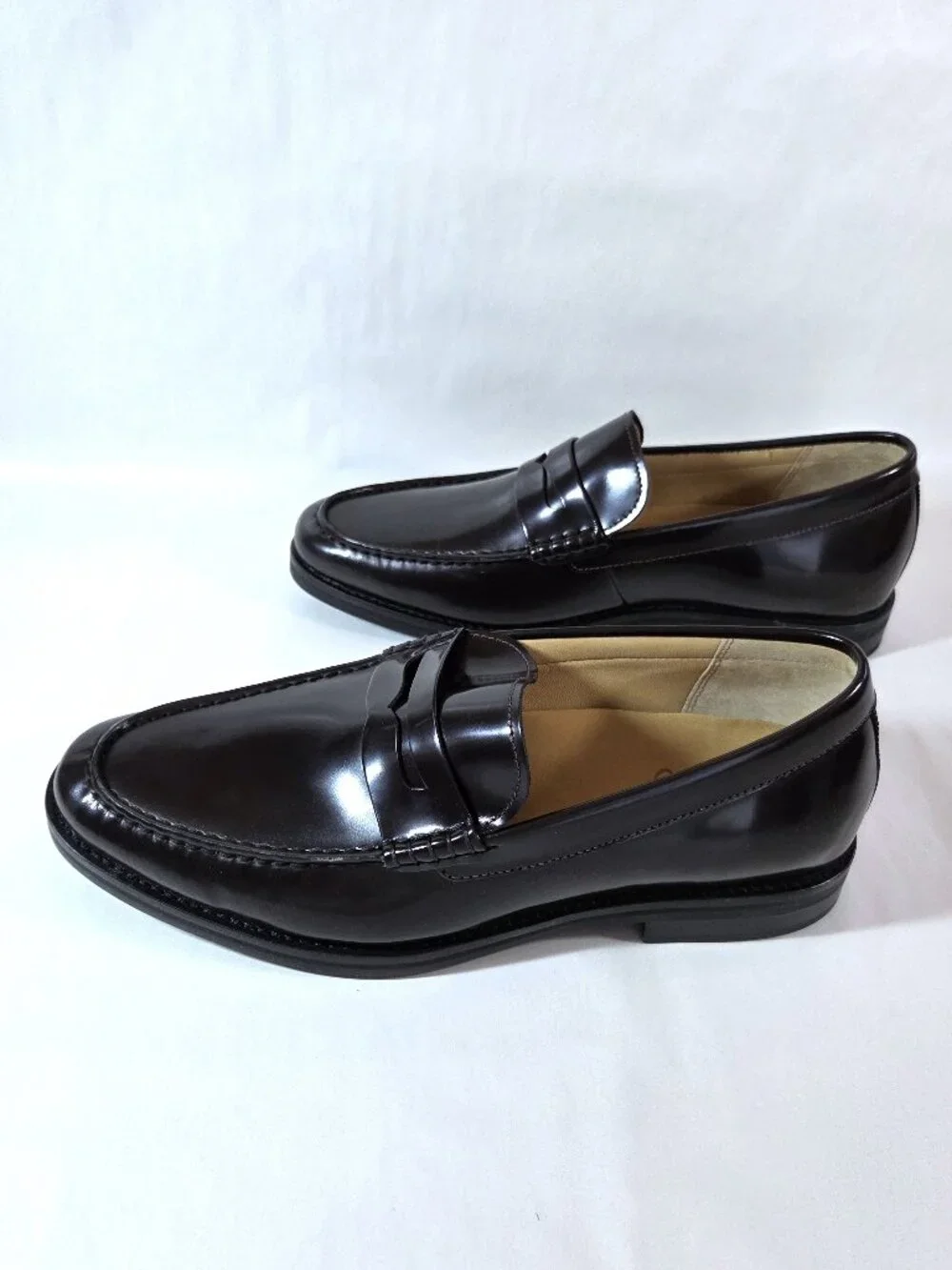 Sperry nwt gold