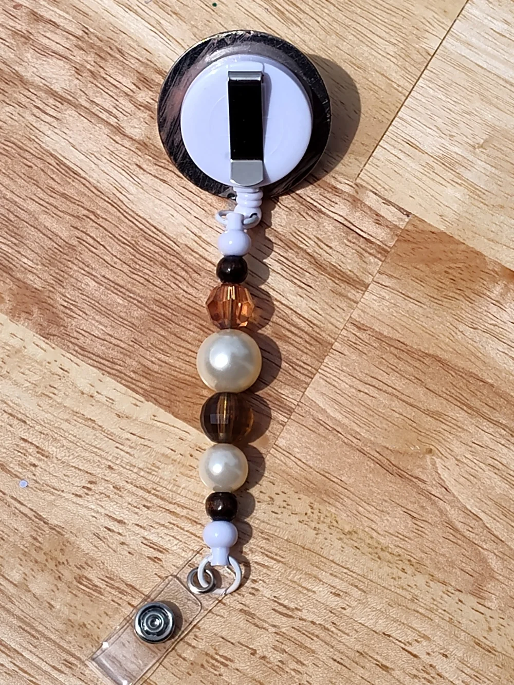 ID Vintage Brooch Beaded Retractable Badge Reel in Cream, Brown and Gold