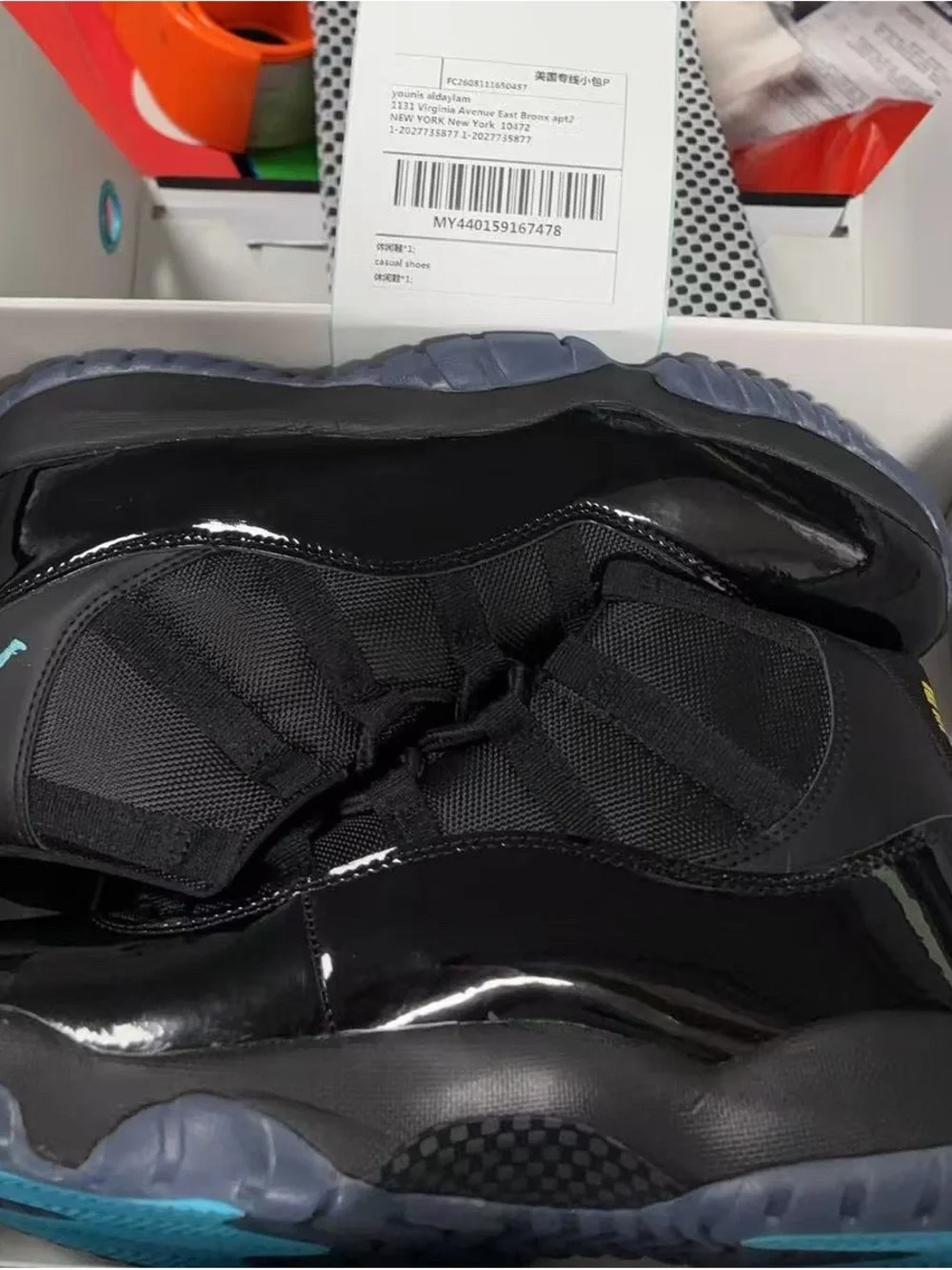Jordan Men's size 10 gamma 11