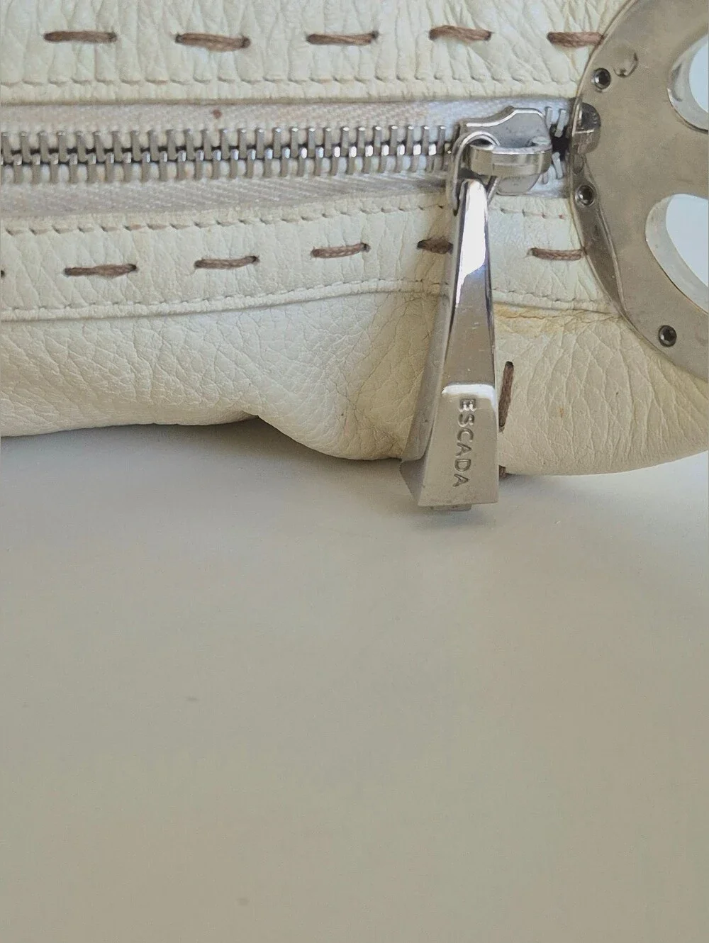 Escada soft cream