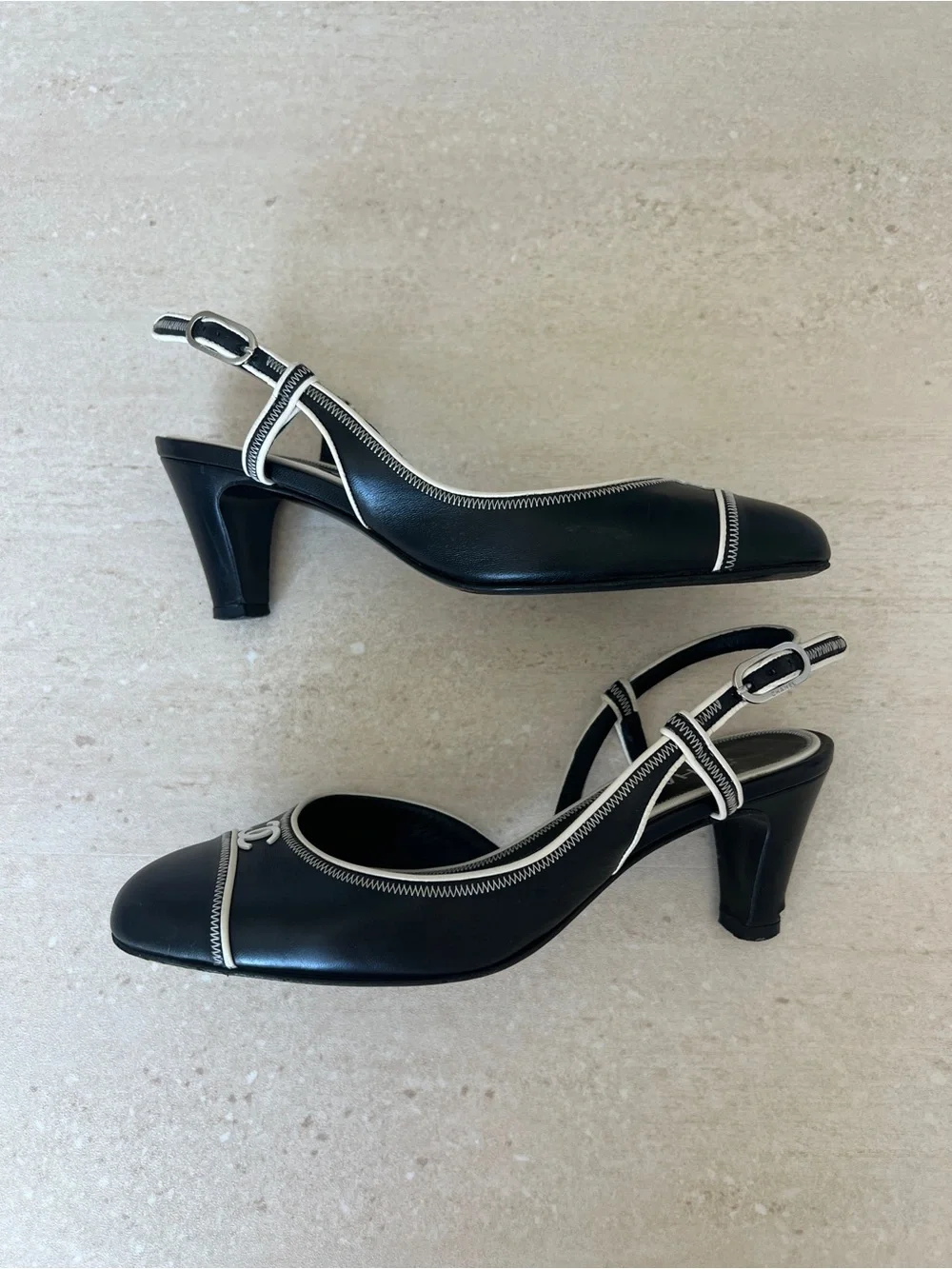 CHANEL vintage black