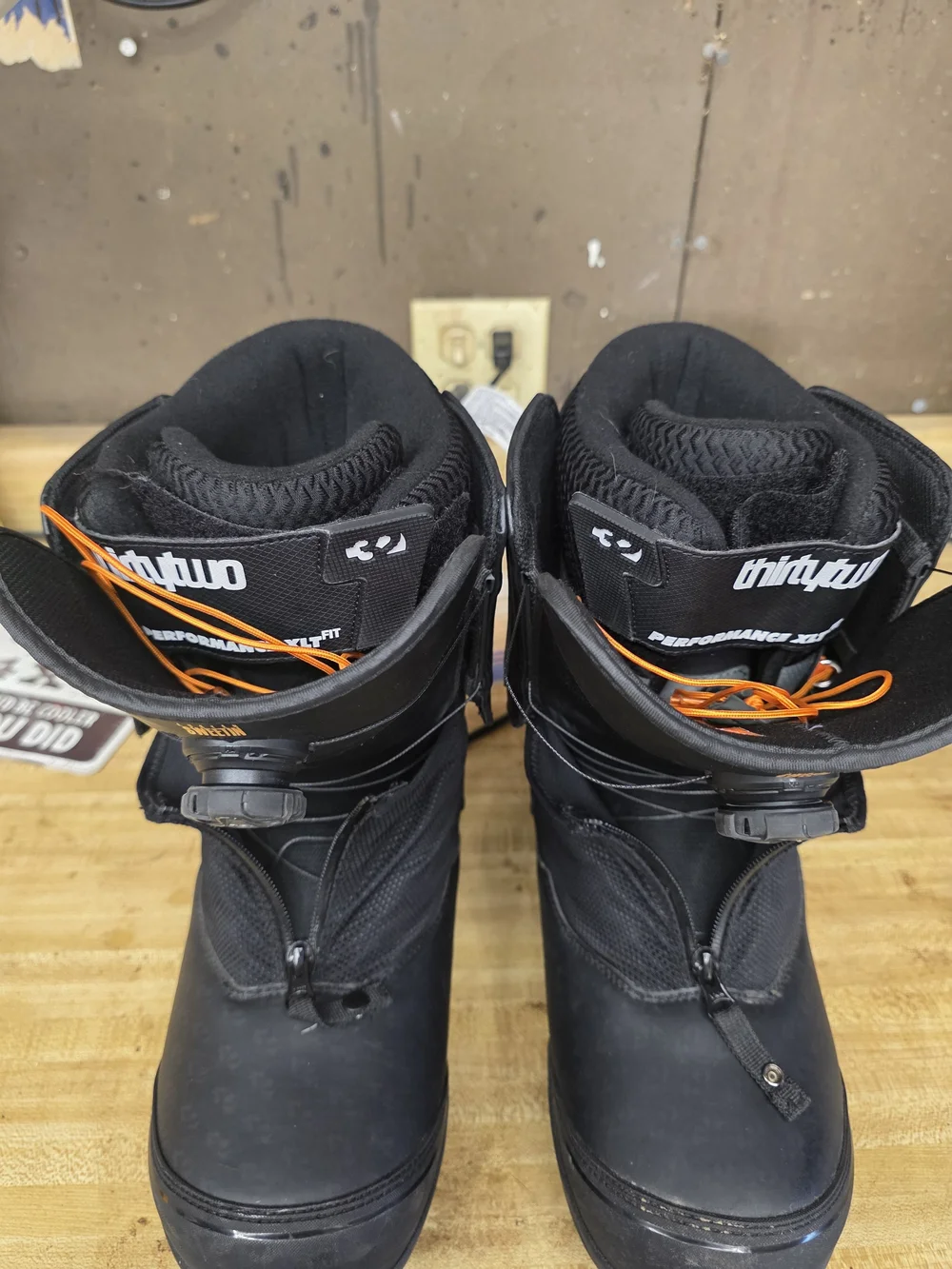 Thirtytwo mens austin