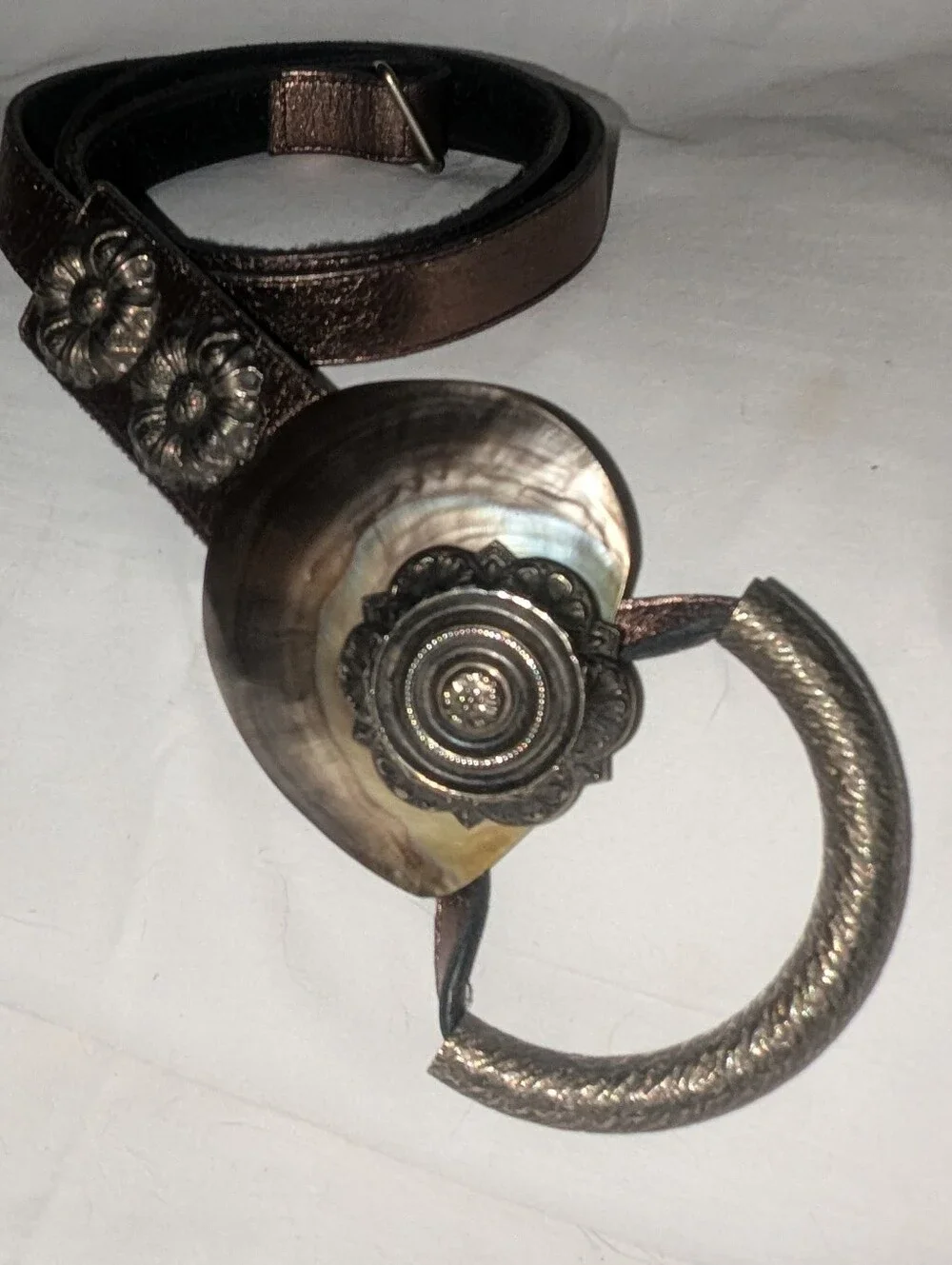 Women's Metallic Bronze Leather Statement Belt Mother Of Pearl Shell Rosette Buc