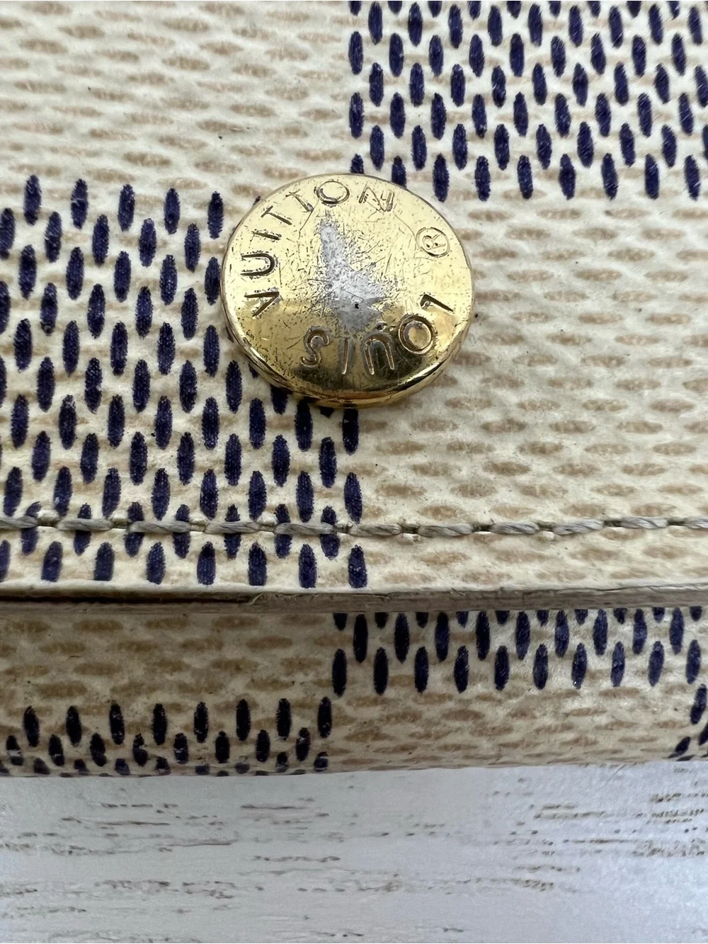 Louis Vuitton Damier Azur 4 Key Ring Holder