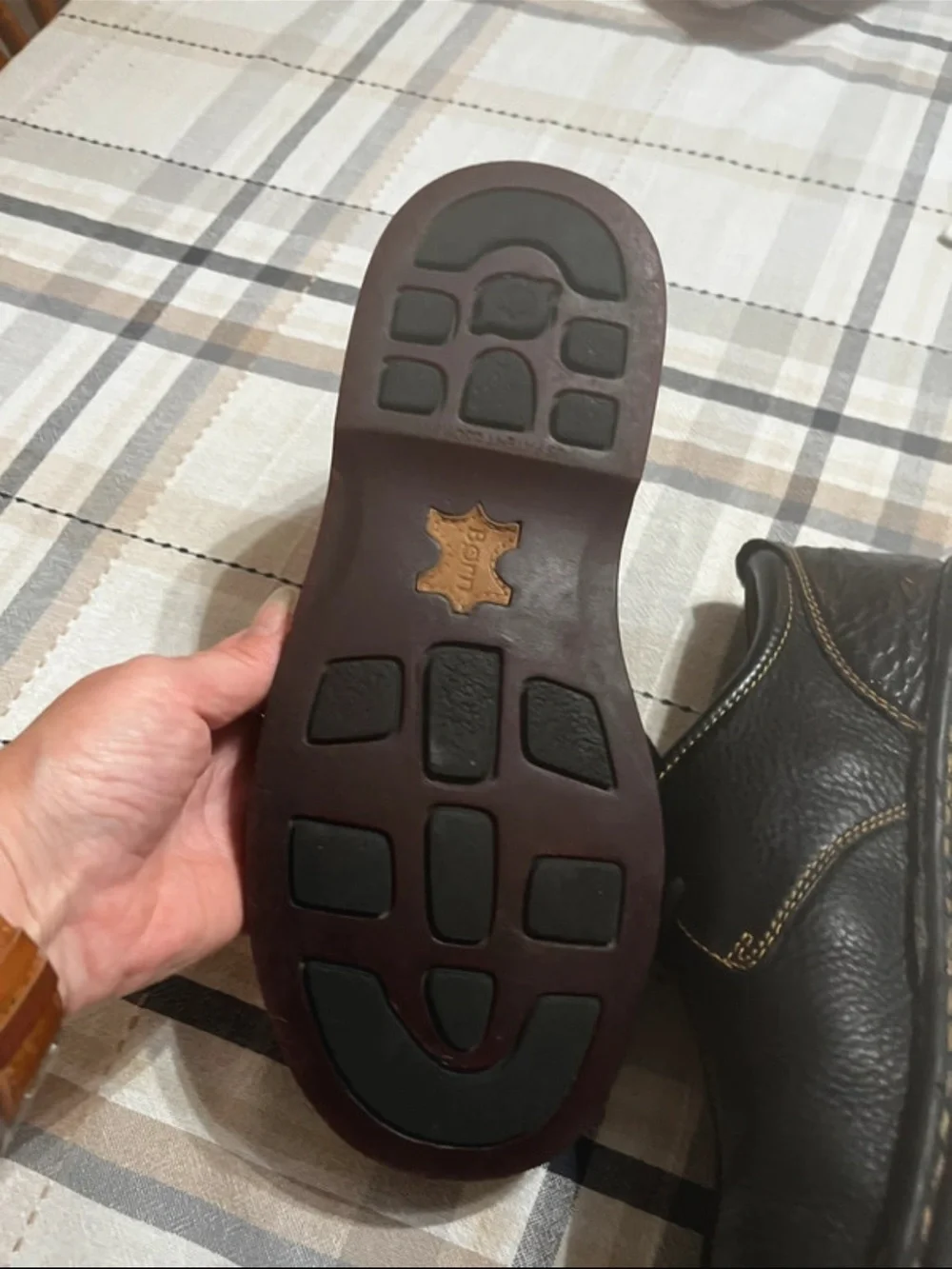 Born smooth black