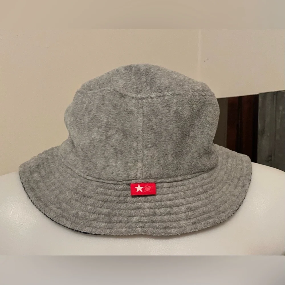 N/A reversible fleece