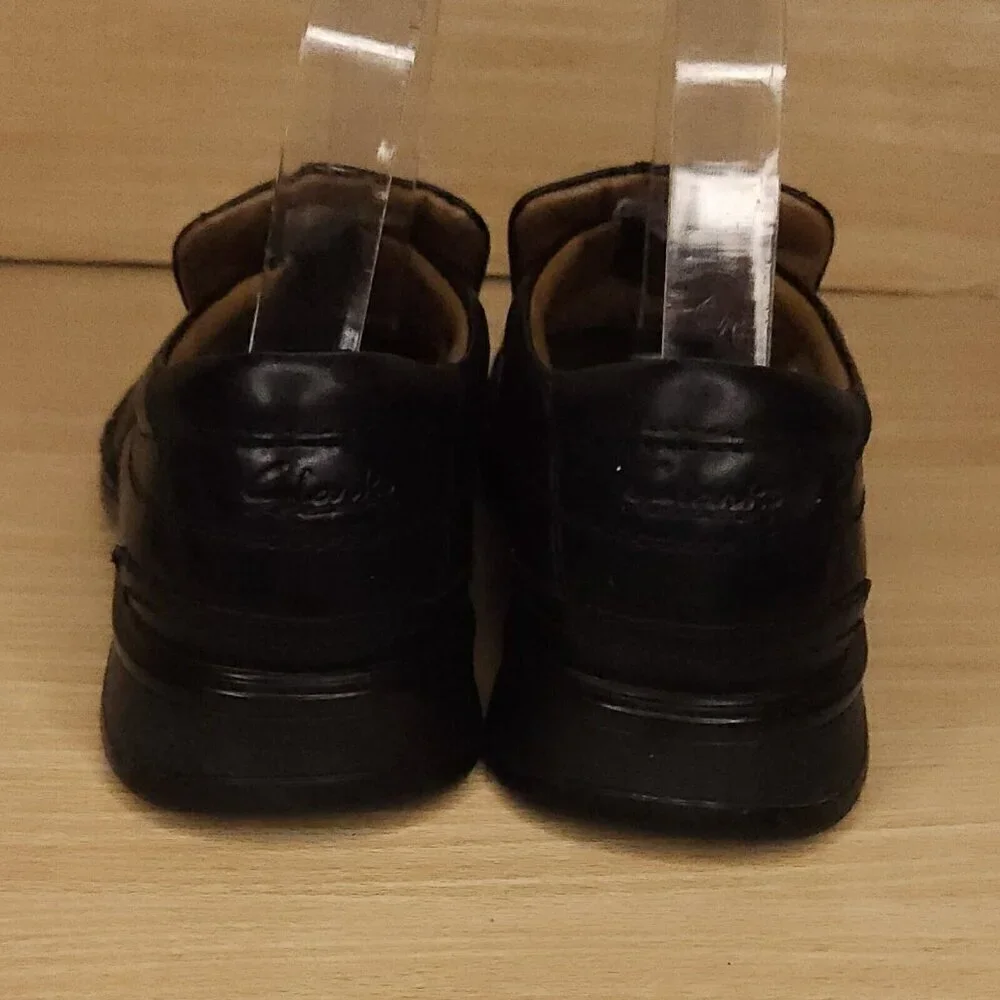 Clarks men’s black