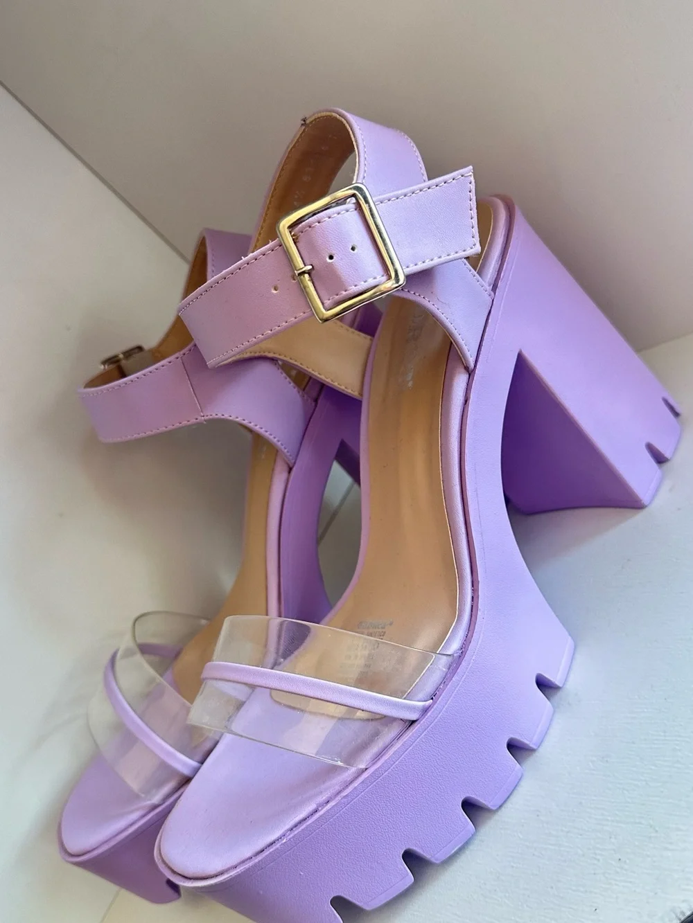 ANDREA chunky platform