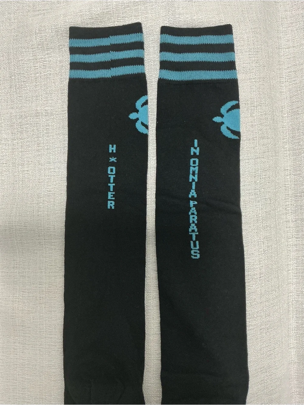 Harvey Otter stretchy knit