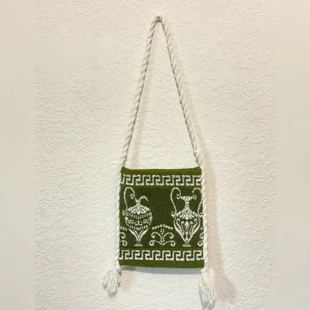 Unbranded ethnic greek