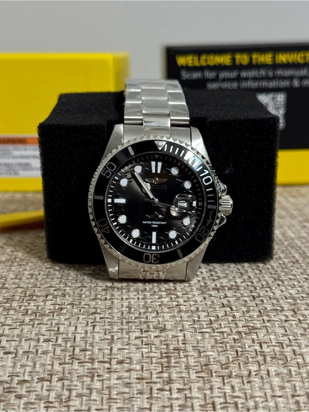 Invicta new box