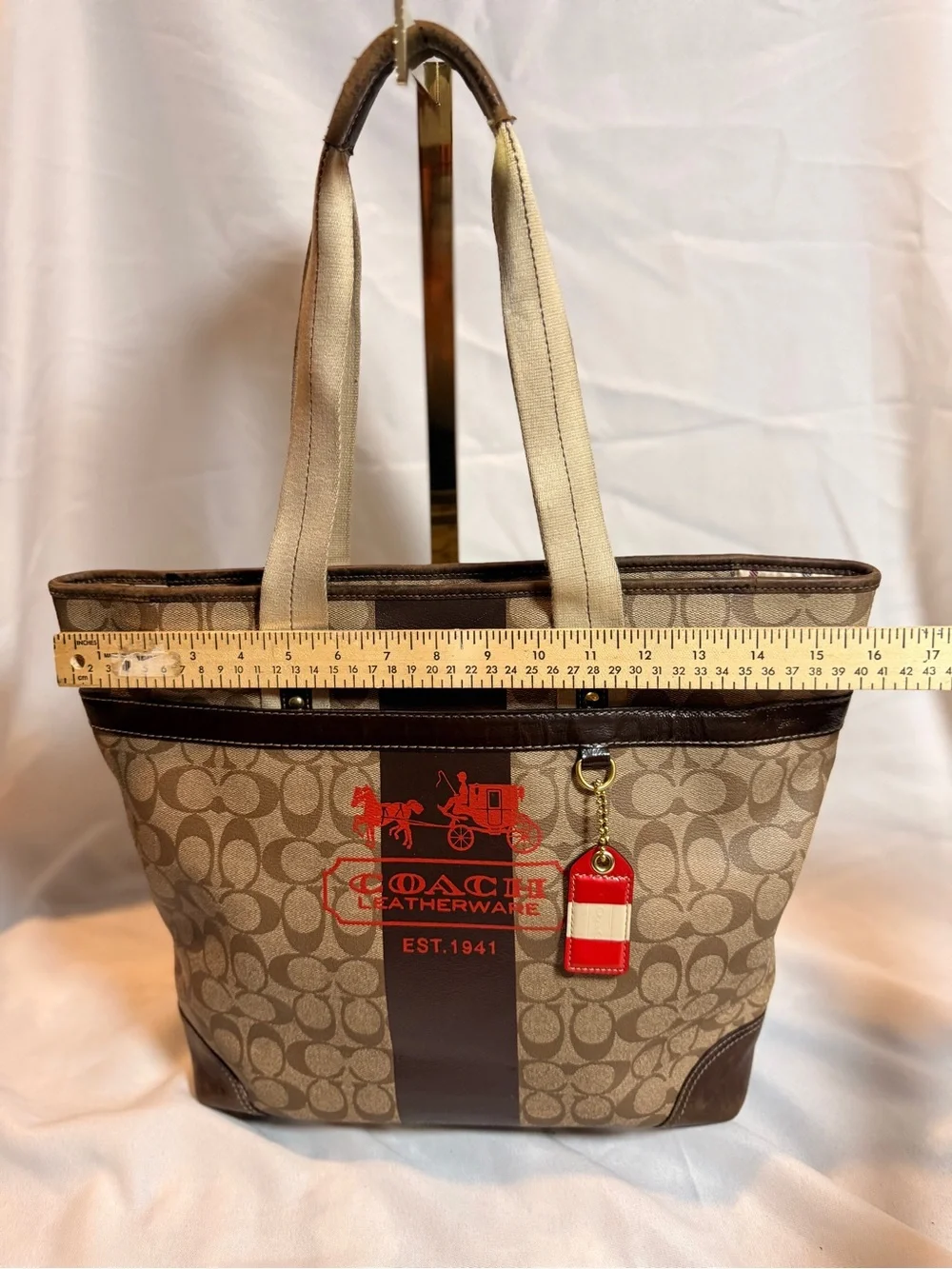 Coach tote signature