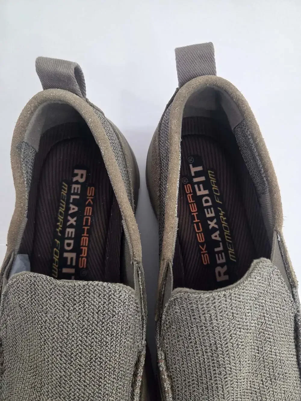 Skechers relaxed fit