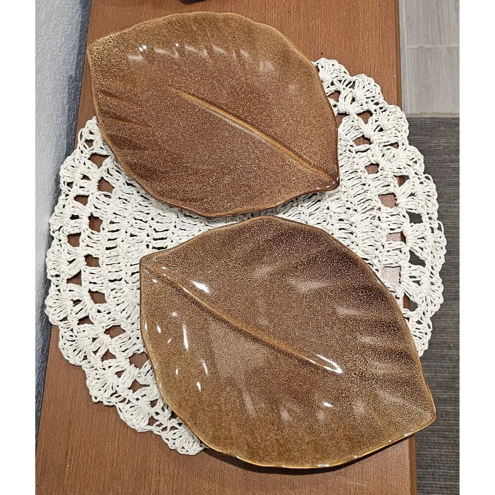 Two‎ Oneida Brown Leaf Serving/Appetizer Dishes
