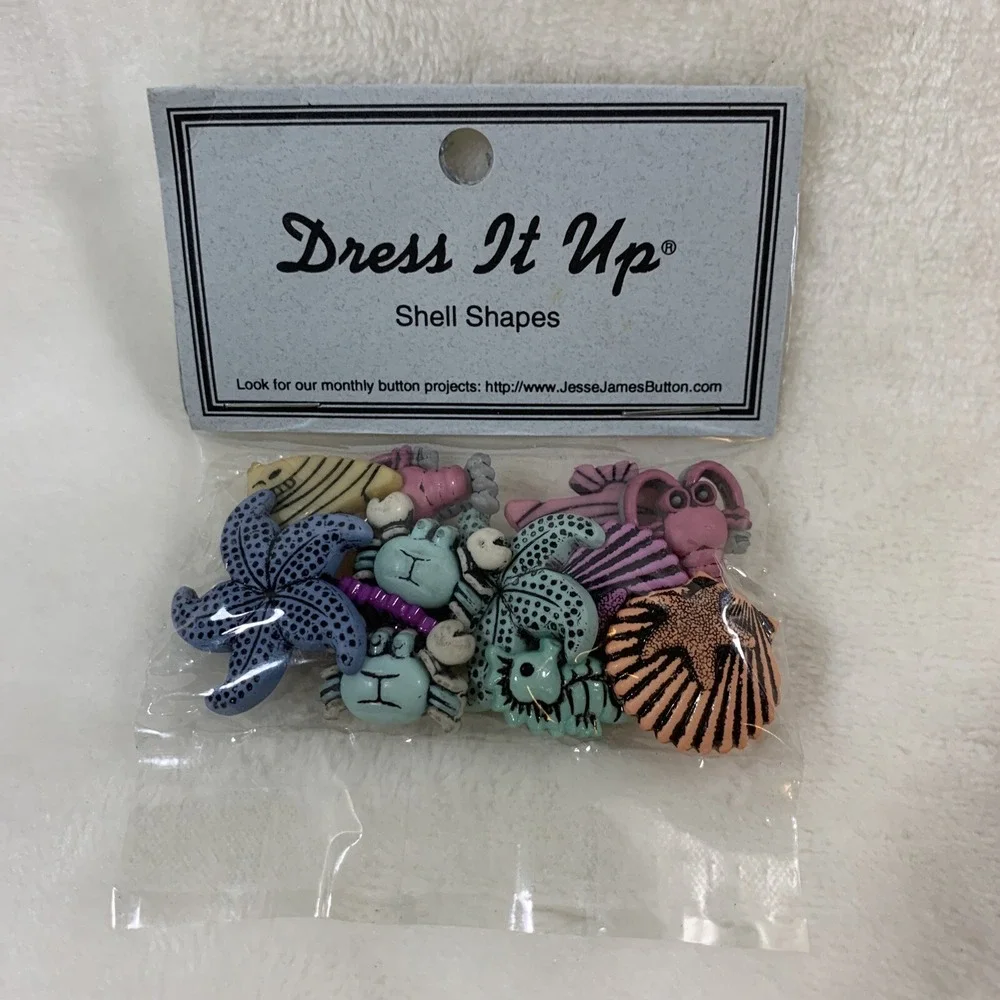 DRESS IT UP - A JESSE JAMES COMPANY dress it