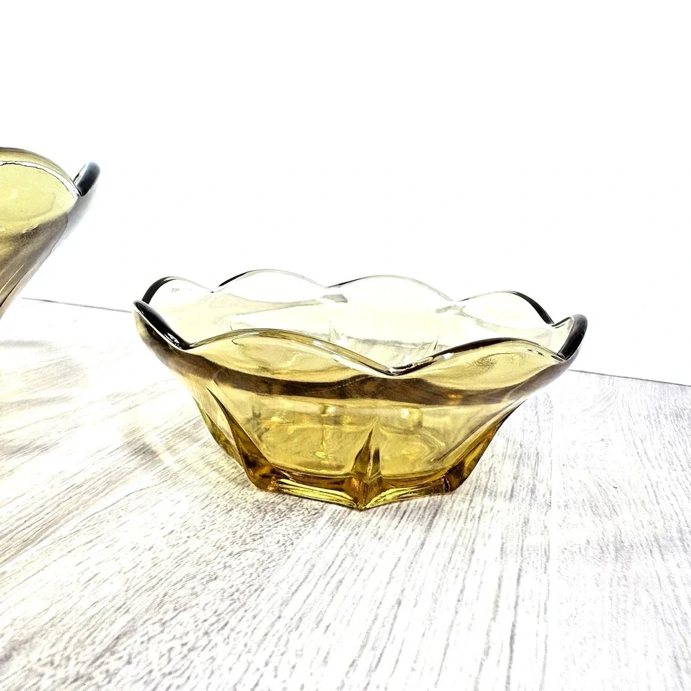 Vintage Amber Glass Serving Bowl Set Retro Scalloped‎ Dessert Fruit Bowls
