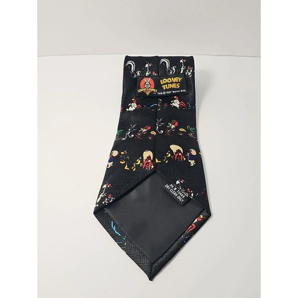 Looney Tunes Mania this vintage