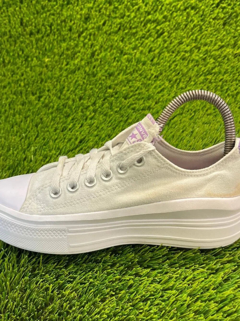 Converse Chuck Taylor All Star Boy Size 4.5 White Walking Athletic Shoe Sneakers