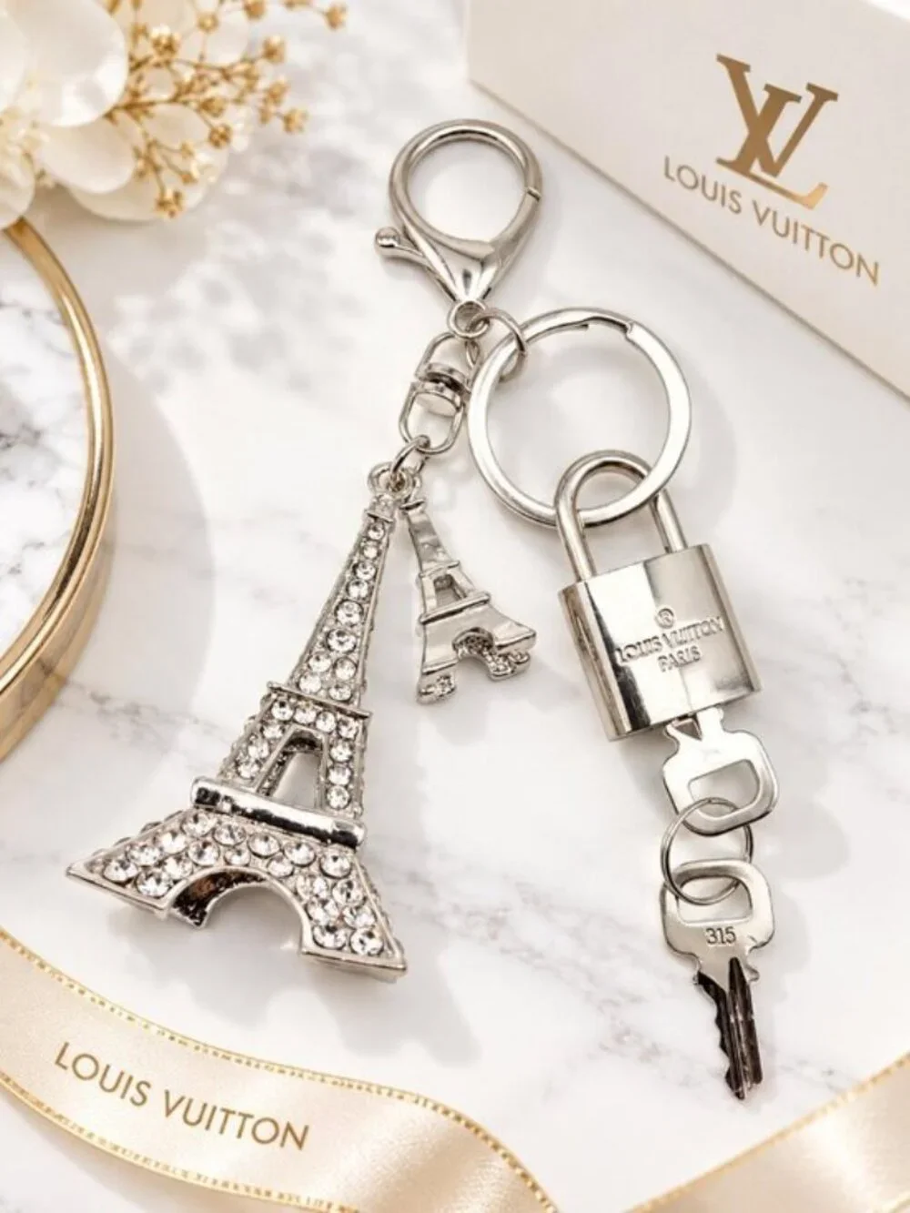 Authentic Louis Vuitton Silver Lock 🔒 Unbranded Eiffel Tower Keychain