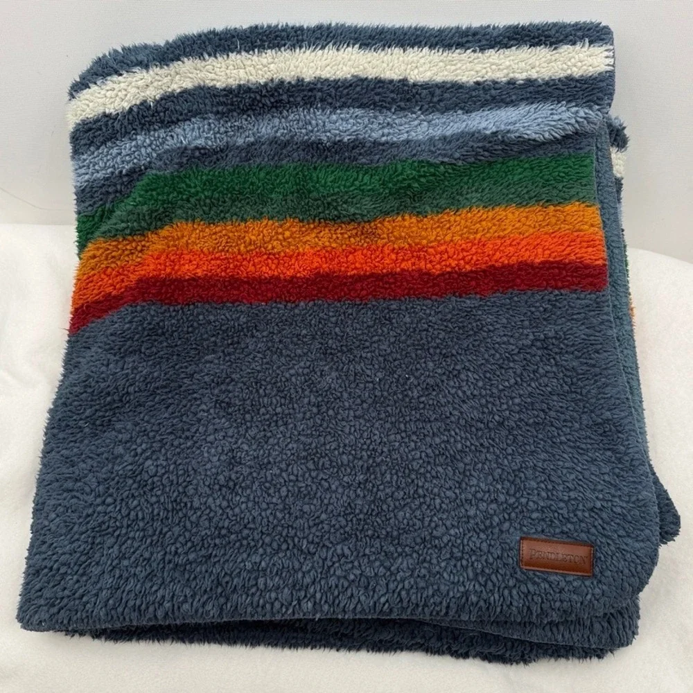 Pendleton sherpa fleece