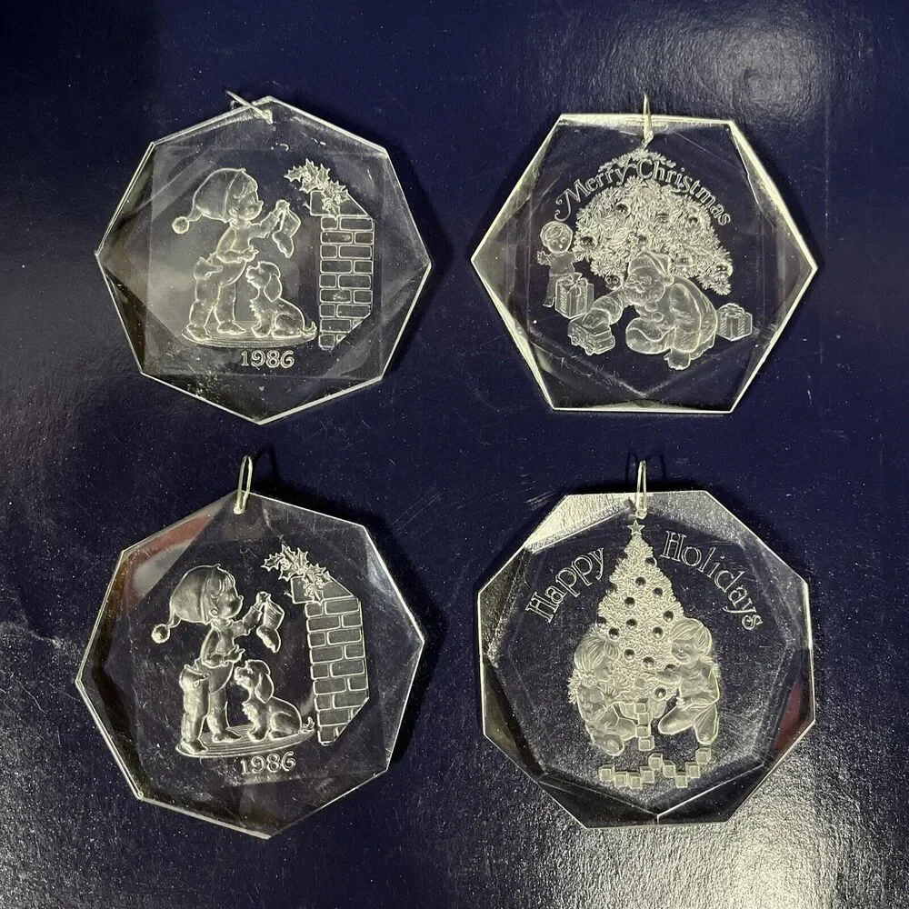 VTG Lot‎ Of 4 Christmas Treasures 1986 Hexagon Acrylic Christmas Ornaments - D8