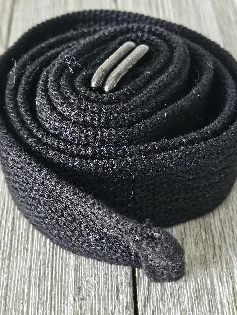 N/A black woven