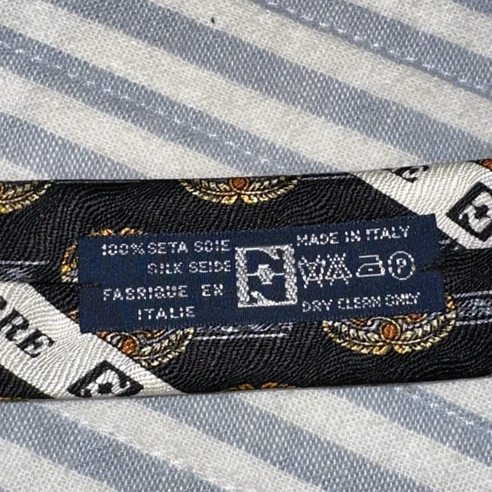M Made In Italy add touch