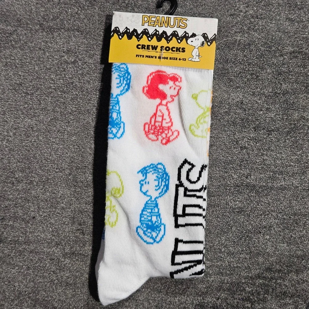 Peanuts Snoopy Charlie Brown Mens Crew‎ Socks White Multi Character Size 6-12