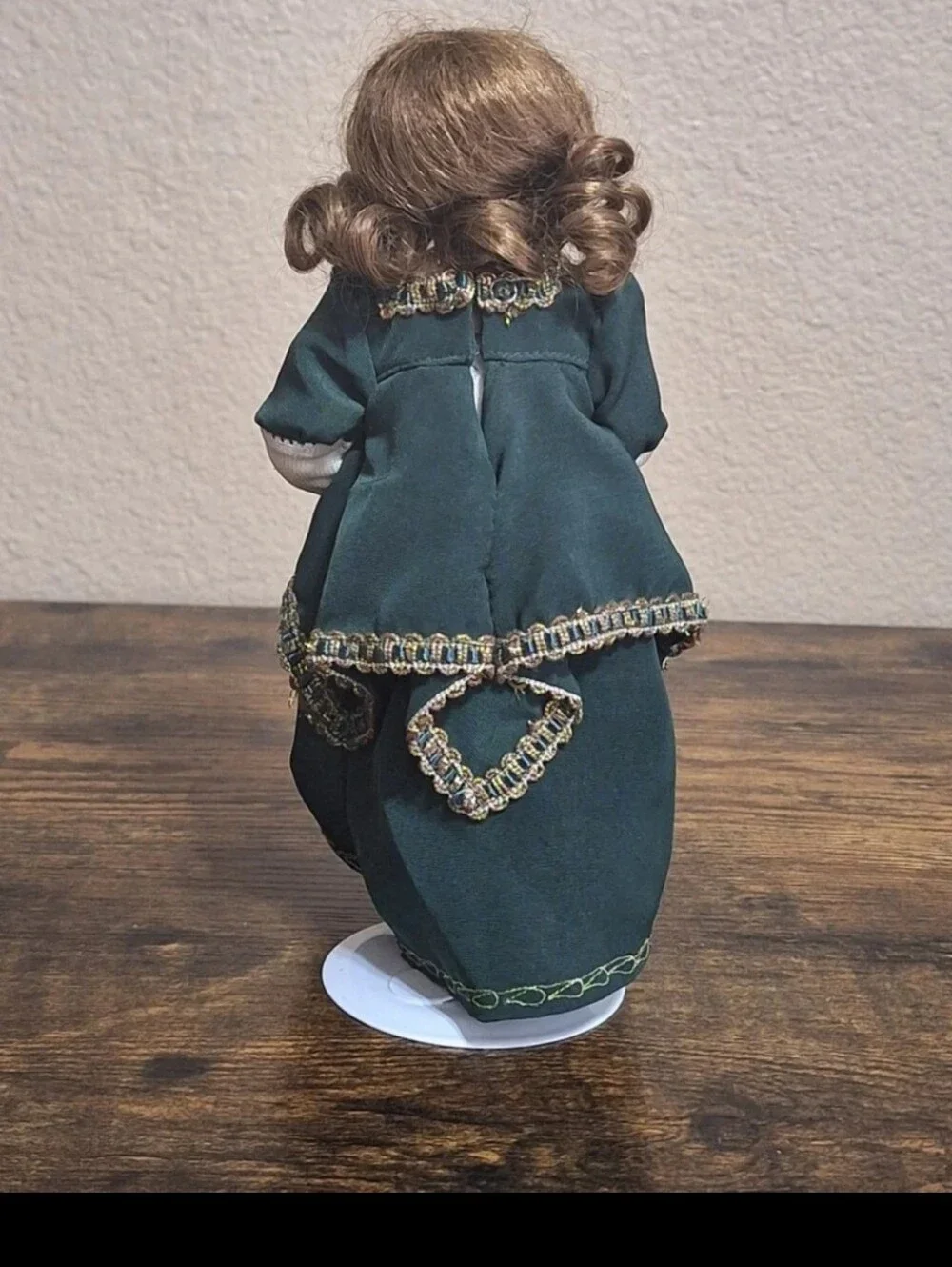 Danbury Mint beautiful vintage