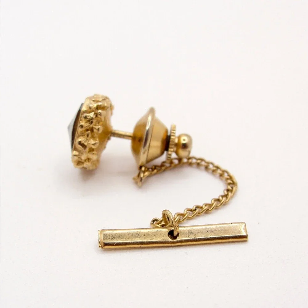 Unbranded vintage gold