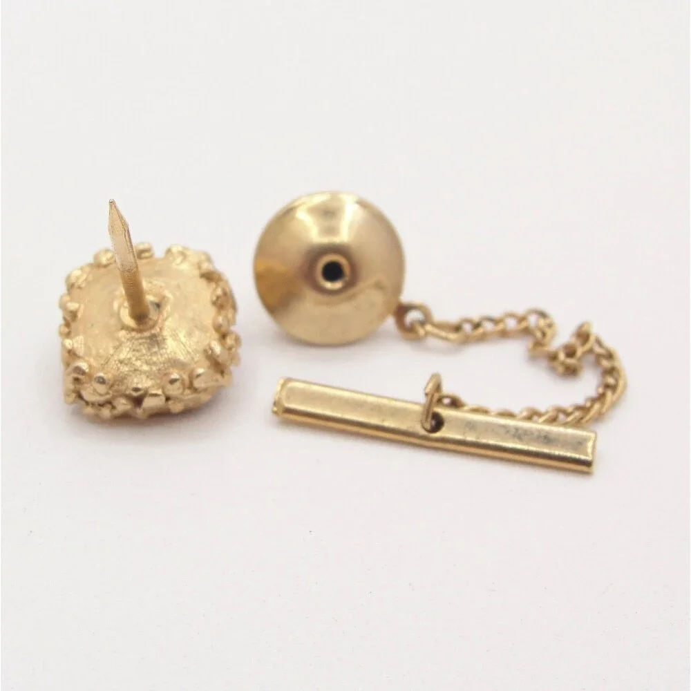 Unbranded vintage gold