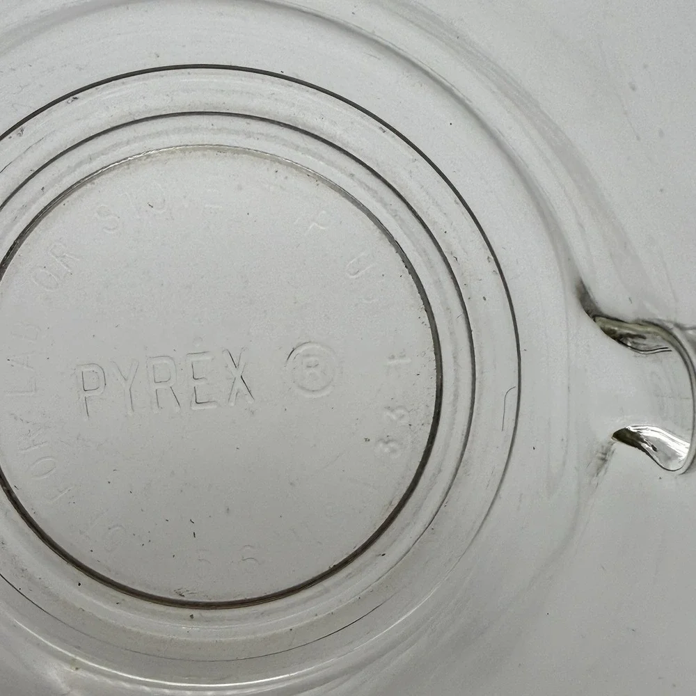 Pyrex vintage clear