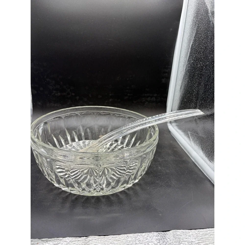 Vintage Clear Pressed Glass Salad Bowl with Matching Acrylic Serving Utensils‎