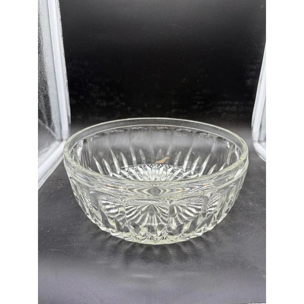 The Unbranded Brand vintage clear