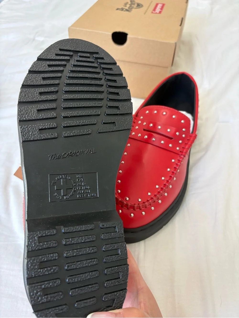 Supreme bold red