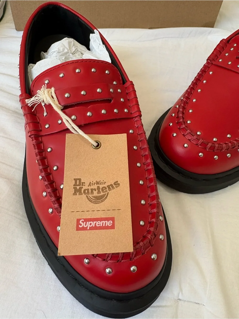 Supreme bold red