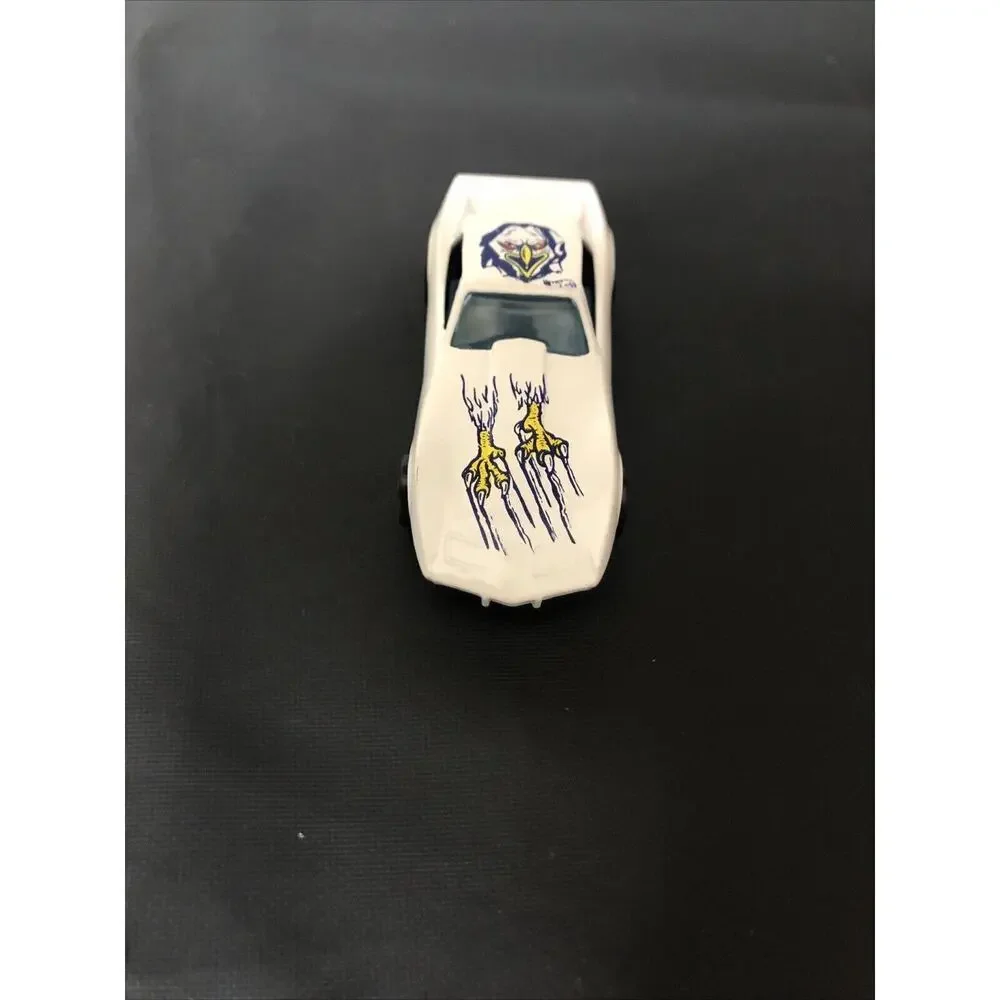 Hot Wheels 1975 corvette