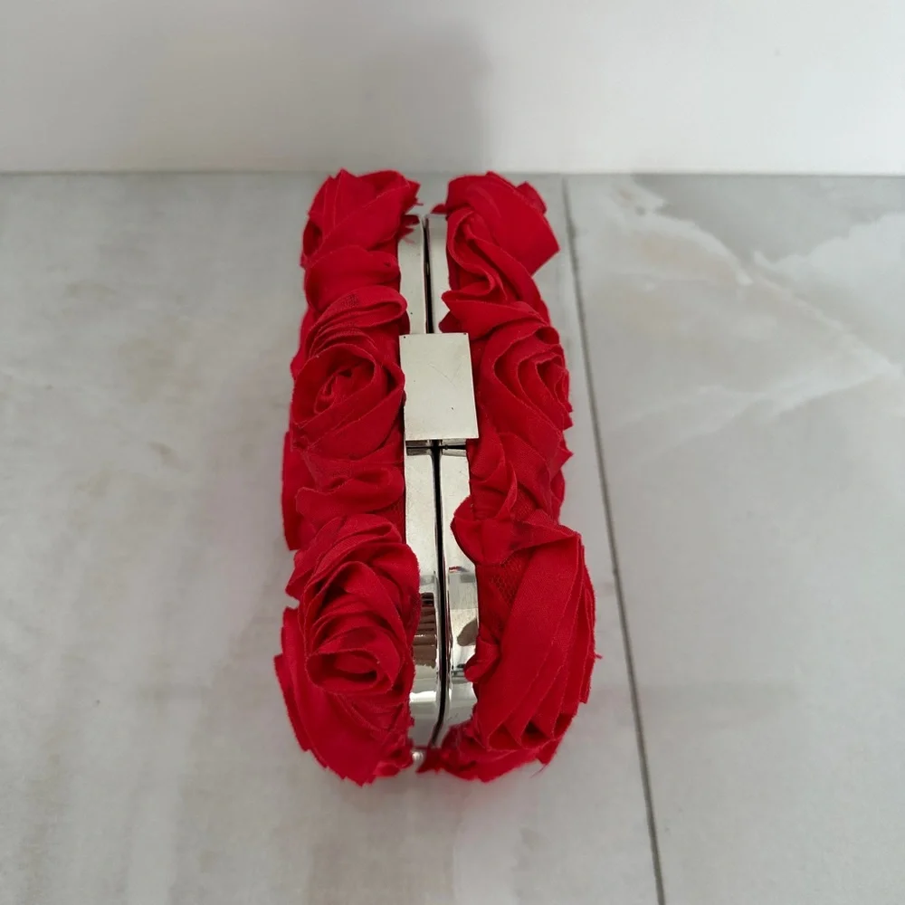 N/A elegant red