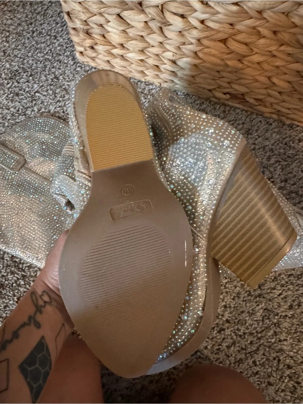 N/A dazzling silver