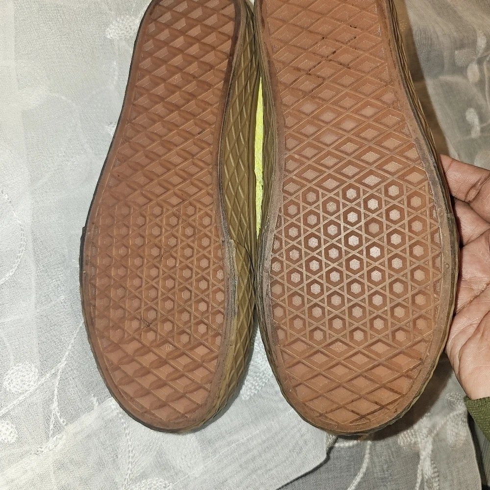 Vans these shoes
