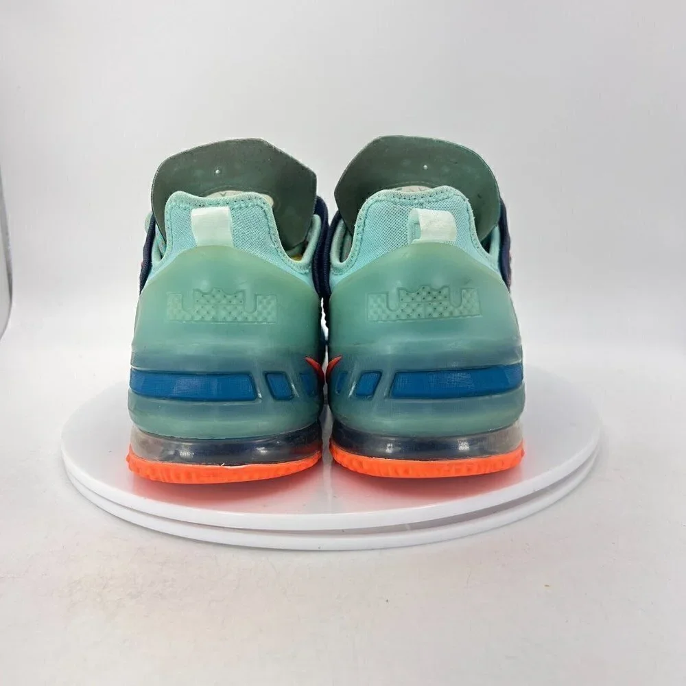 Nike lebron xviii