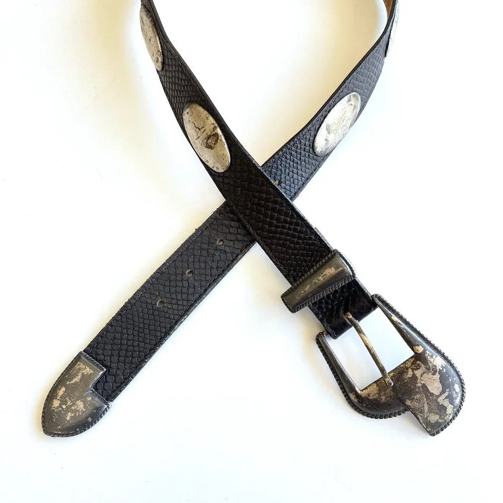 Jenny & The Boys buckle western